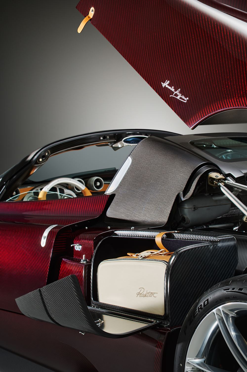 L'hypercar Pagani Utopia Roadster embarque un V12 biturbo Mercedes-AMG 6 litres de 864 ch
