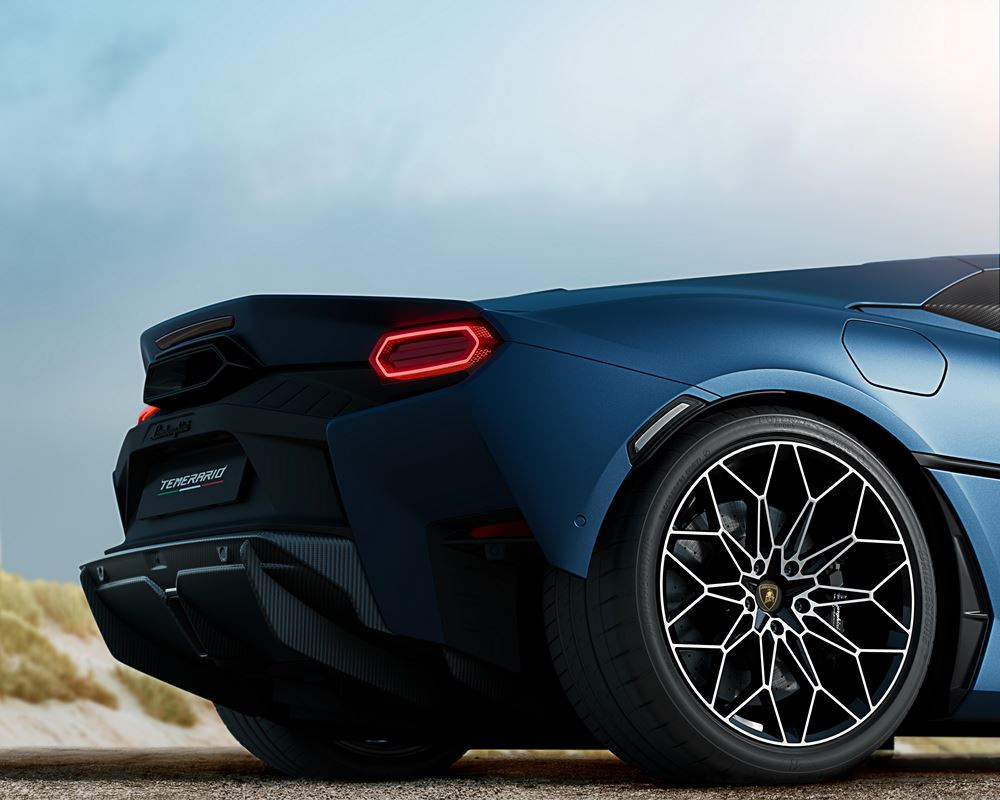 La supercar Lamborghini Temerario embarque un bloc hybride V8 biturbo de 920 ch