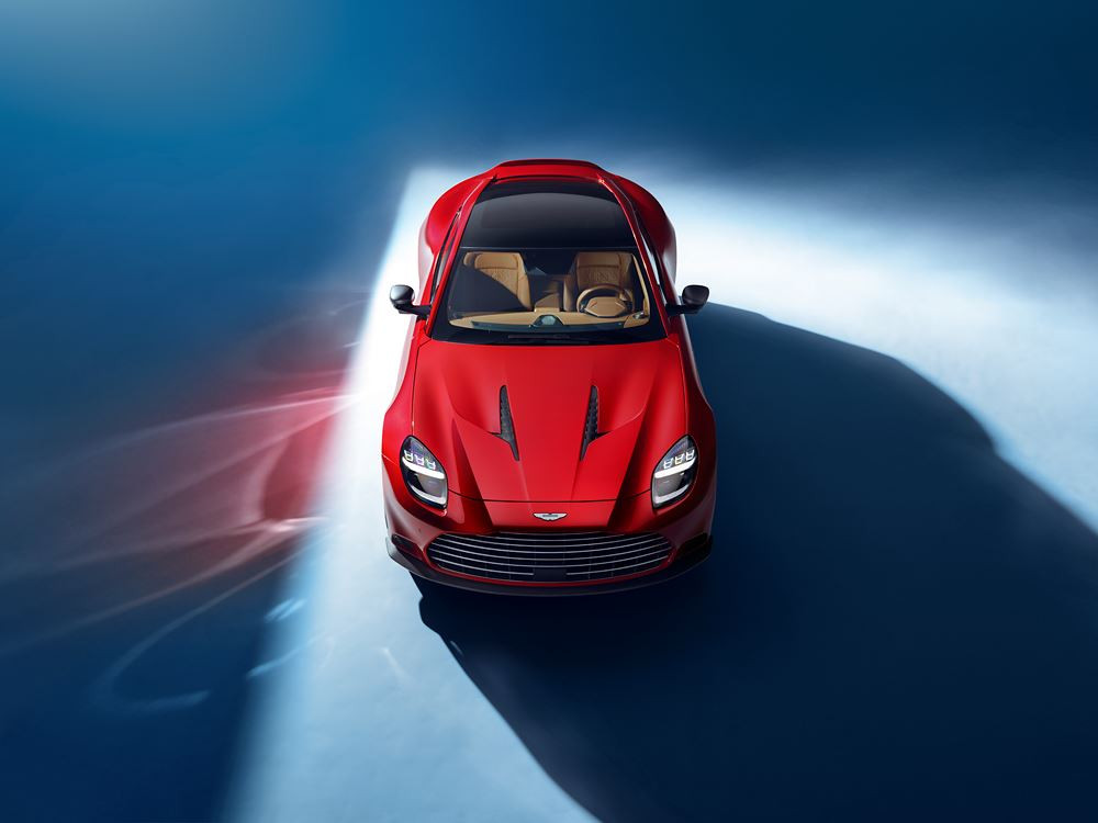 L'Aston Martin Vanquish embarque un V12 bi-turbo de 835 ch pour 1 000 Nm de couple