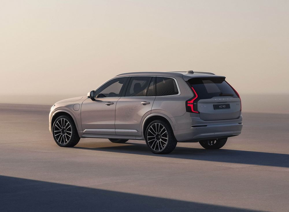 Le Volvo XC90 sept places affiche un design extérieur plus contemporain