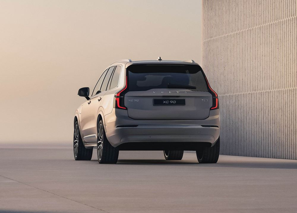 Le Volvo XC90 sept places affiche un design extérieur plus contemporain