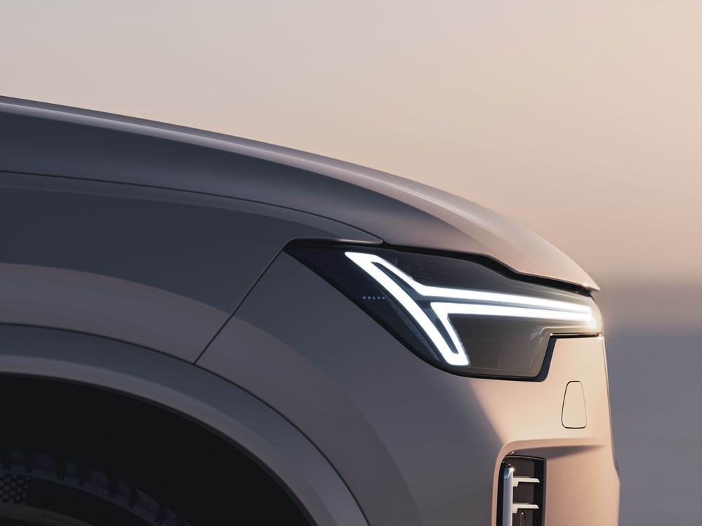 Le Volvo XC90 sept places affiche un design extérieur plus contemporain