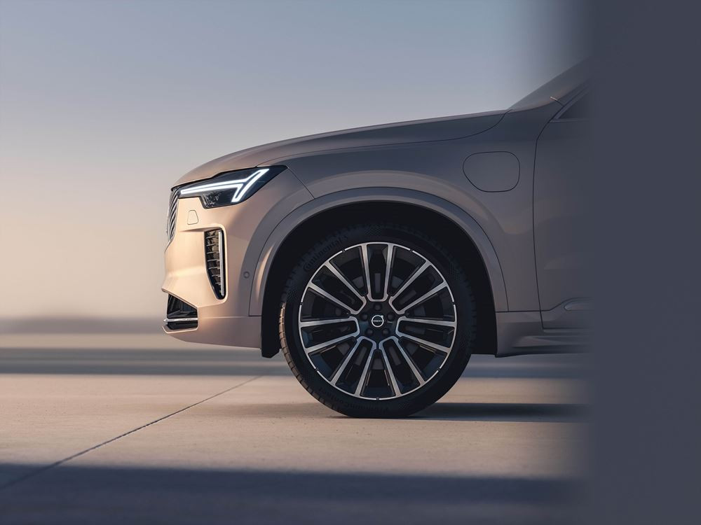 Le Volvo XC90 sept places affiche un design extérieur plus contemporain