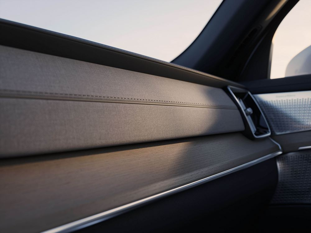 Le Volvo XC90 sept places affiche un design extérieur plus contemporain