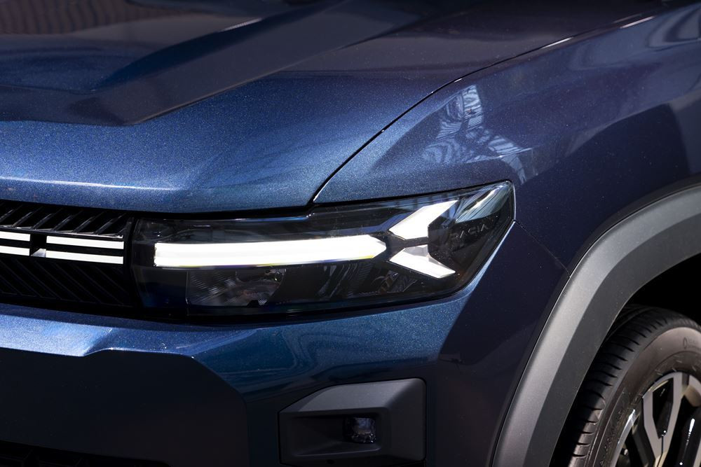 Le SUV du segment C Dacia Bigster affirme avec force ses dimensions généreuses