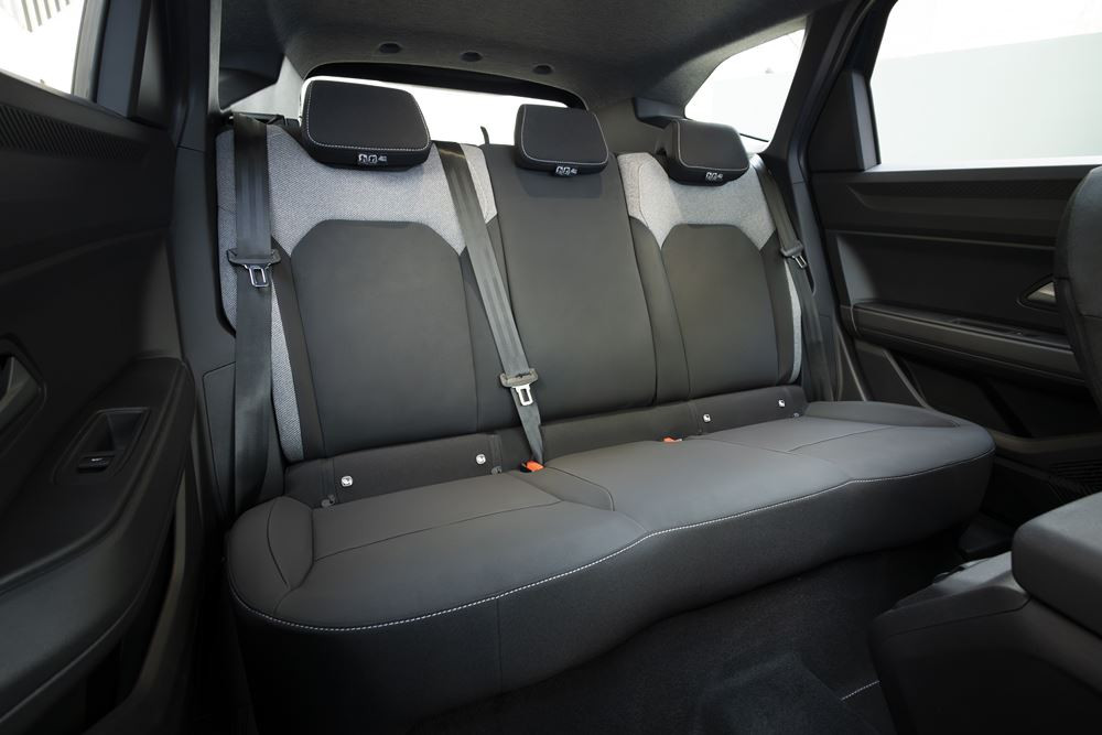 Le SUV du segment C Dacia Bigster affirme avec force ses dimensions généreuses