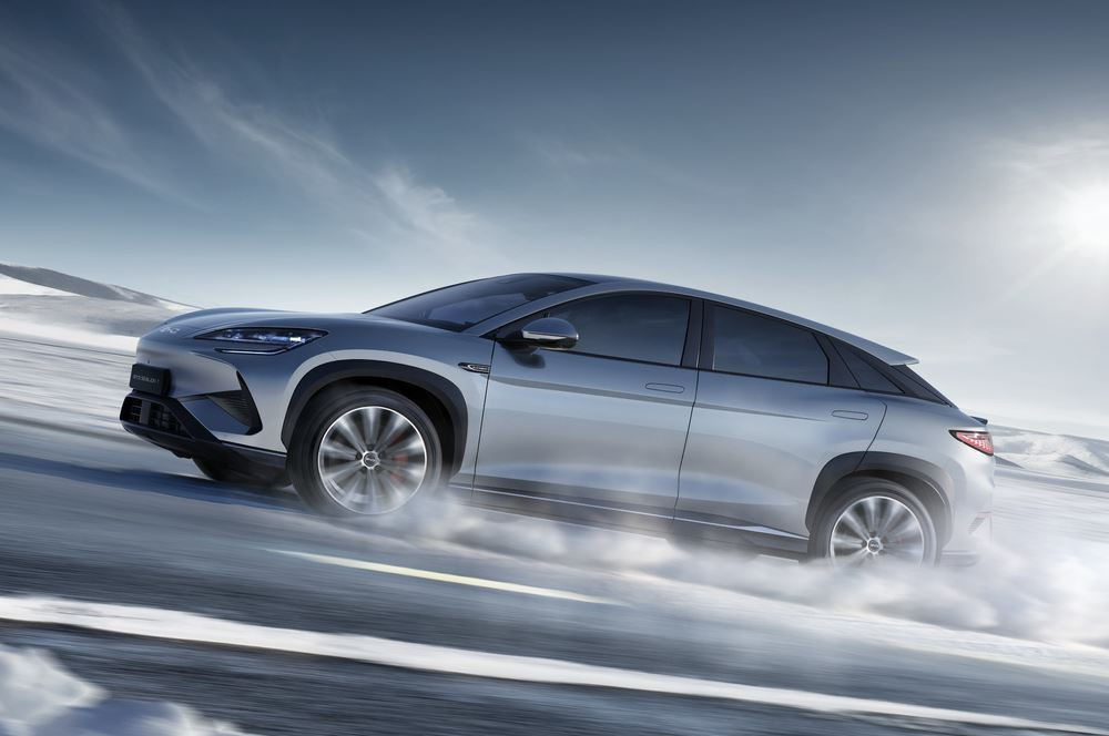 Le grand SUV électrique Byd Sealion 7 affiche une allure athlétique