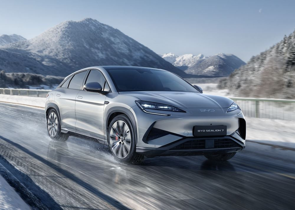 Le grand SUV électrique Byd Sealion 7 affiche une allure athlétique