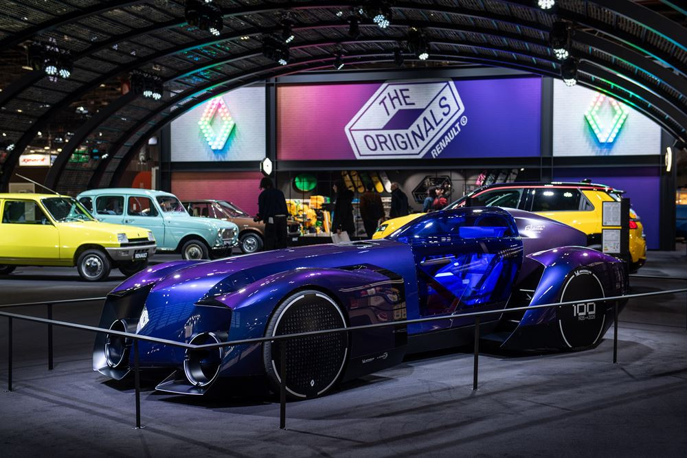 La 49ème édition du salon Rétromobile ouvre ses portes jusqu'au 9 février