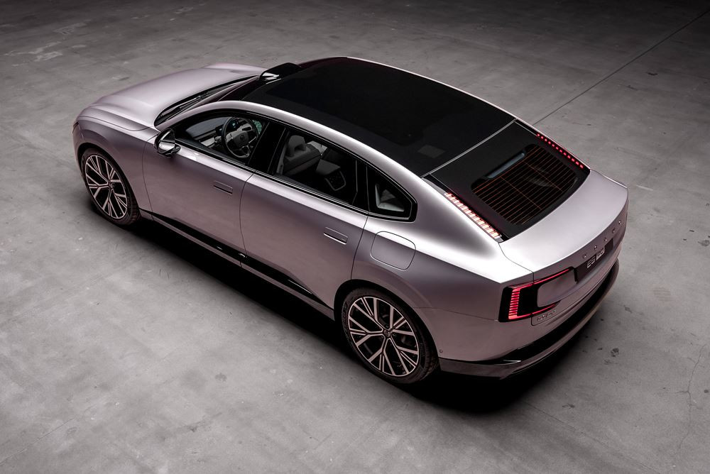 La grande routière Volvo ES90 électrique mélange les genres