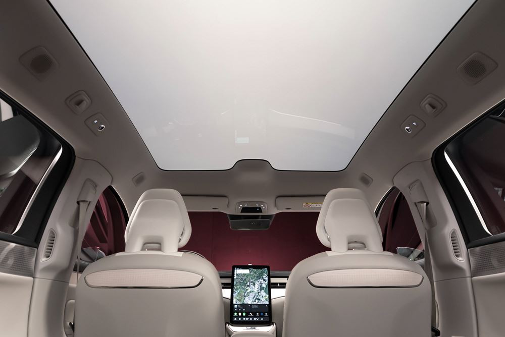 La grande routière Volvo ES90 électrique mélange les genres