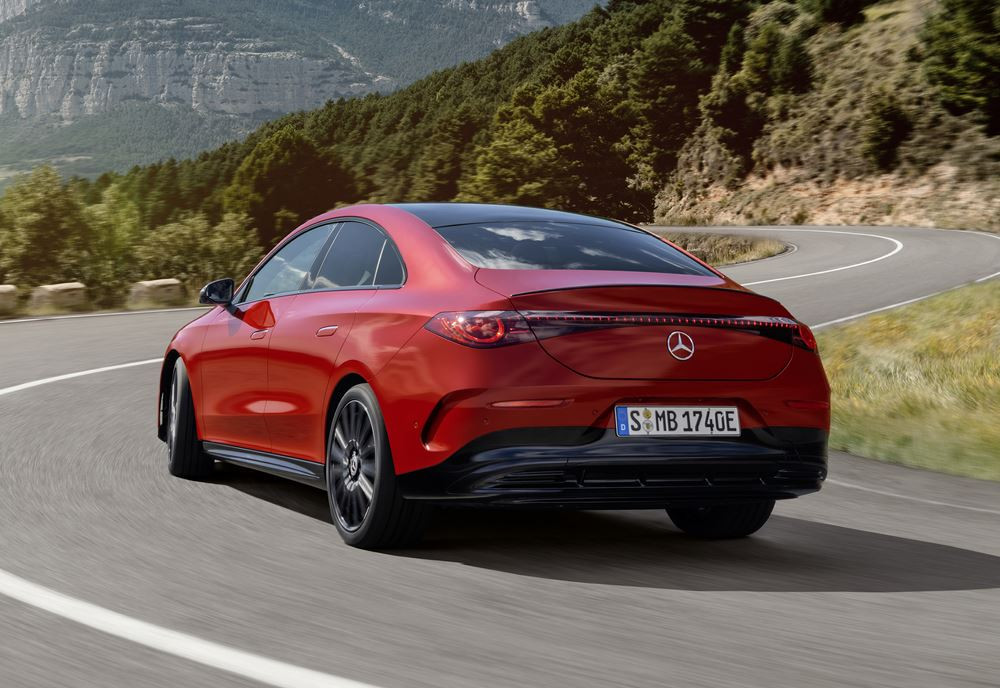 La Mercedes-Benz CLA électrique avec technologie EQ repose sur un système de 800 volts
