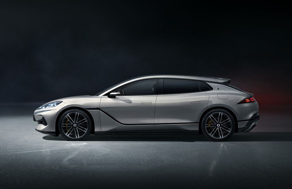 La grande routière Denza Z9GT incarne les valeurs de la marque haut de gamme chinoise