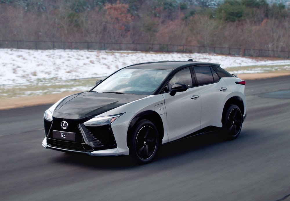 Le Lexus RZ 550e F Sport de 408 ch embarque une boîte de vitesses manuelle interactive