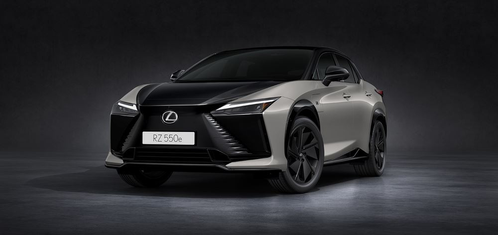 Le Lexus RZ 550e F Sport de 408 ch embarque une boîte de vitesses manuelle interactive