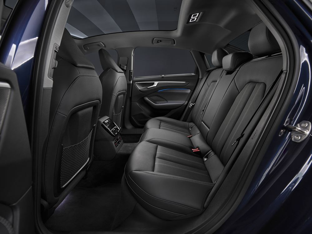 La berline classe affaires Audi A6 est synonyme de voyage première classe