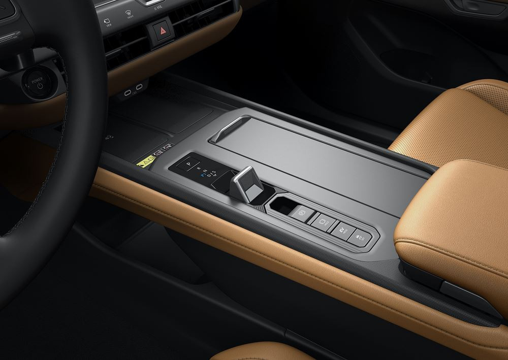 La Lexus ES de huitième génération porte à un niveau supérieur les caractéristiques de la routière japonaise