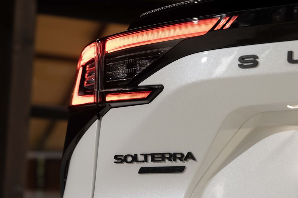 Le SUV électrique de taille intermédiaire Subaru Solterra s'offre une mise à jour