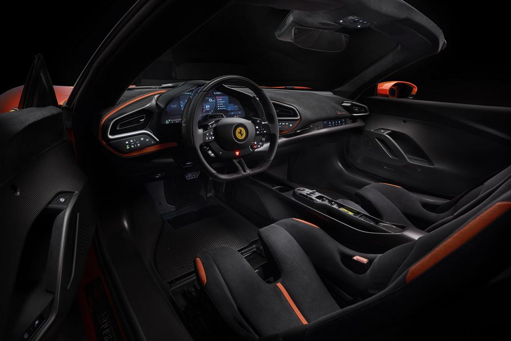 La Ferrari 296 Speciale A hybride rechargeable à toit rigide rétractable amplifie l'expérience de conduite