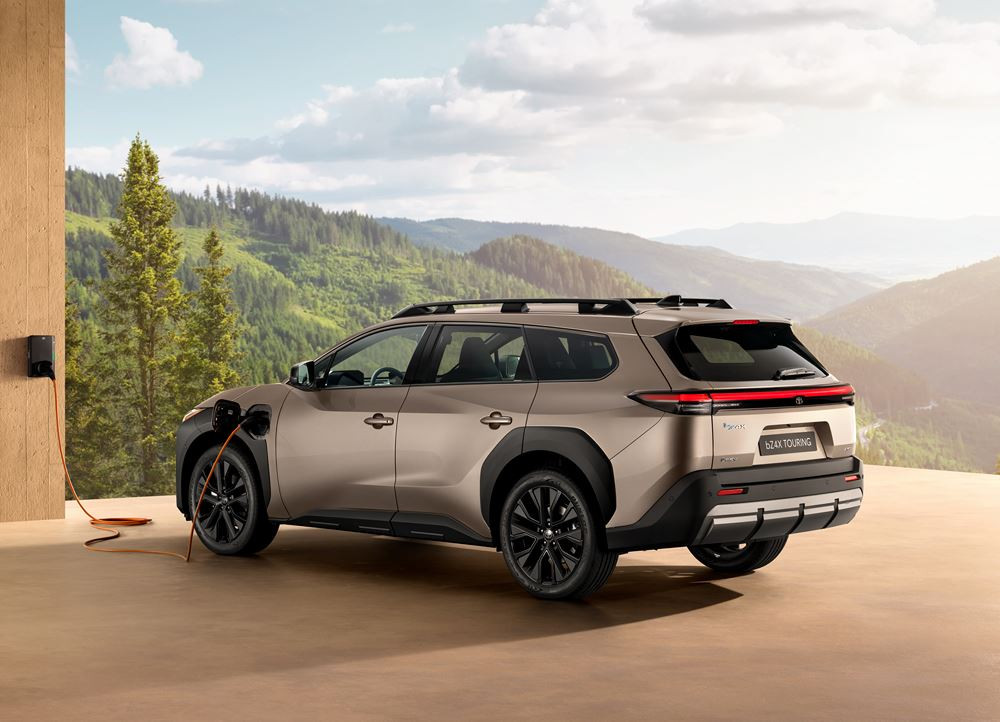 Le Toyota bZ4X Touring électrique offre jusqu'à 560 kilomètres d'autonomie WLTP