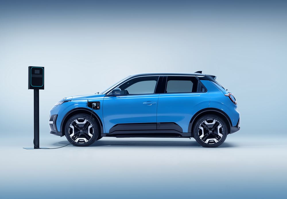 La sixième génération de la Nissan Micra fait son retour sur le segment B dans une version électrique