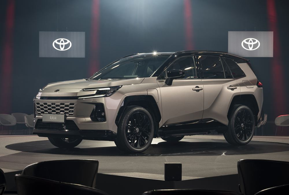 La sixième génération du Toyota RAV4 arbore un design extérieur robuste
