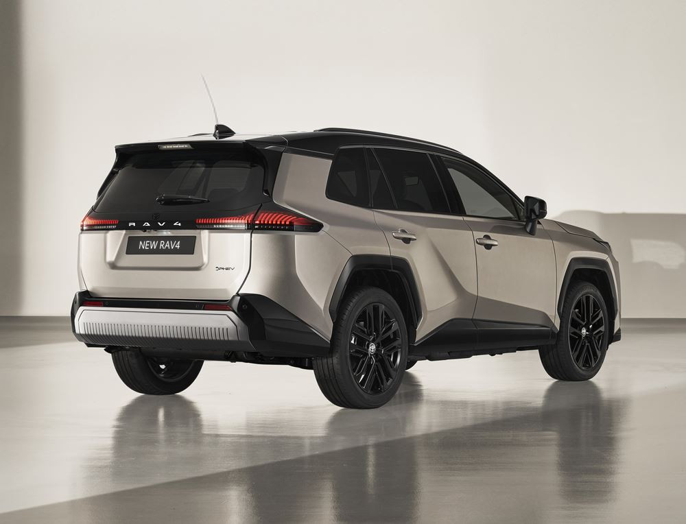 La sixième génération du Toyota RAV4 arbore un design extérieur robuste