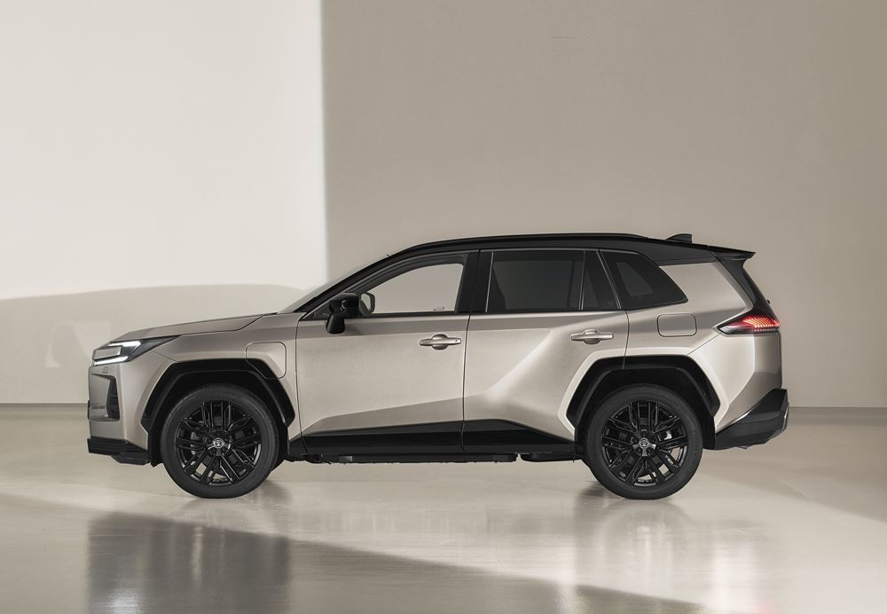 La sixième génération du Toyota RAV4 arbore un design extérieur robuste