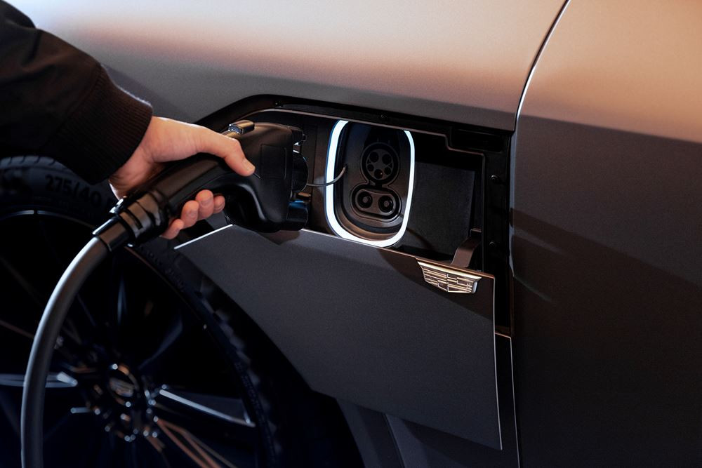 La Cadillac Lyriq-V est la Cadillac la plus rapide jamais produite et entièrement électrique