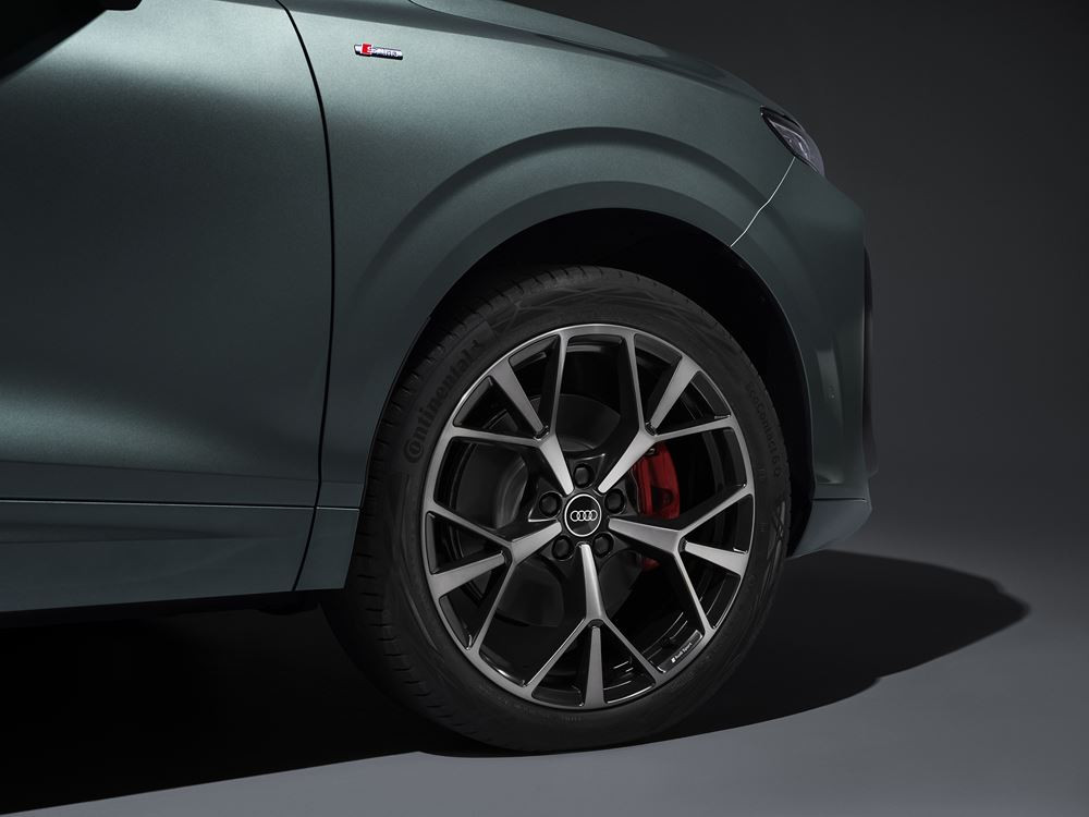 Le SUV compact Audi Q3 de troisième génération fixe de nouveaux standards en matière d'éclairage