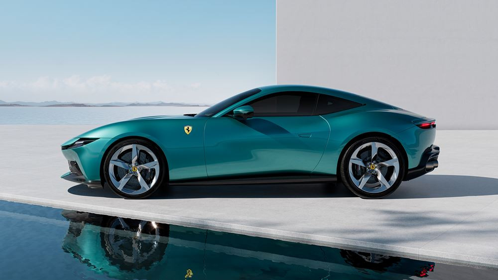 La Ferrari Amalfi interprète l'esprit sportif de Ferrari offrant une expérience de conduite sans compromis