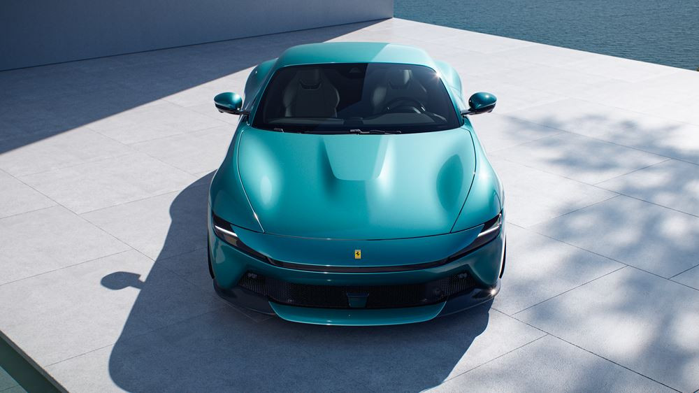 La Ferrari Amalfi interprète l'esprit sportif de Ferrari offrant une expérience de conduite sans compromis
