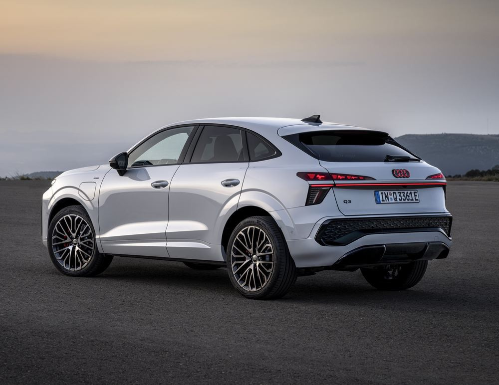 La seconde génération de l'Audi Q3 Sportback revendique l'esthétique d'un coupé