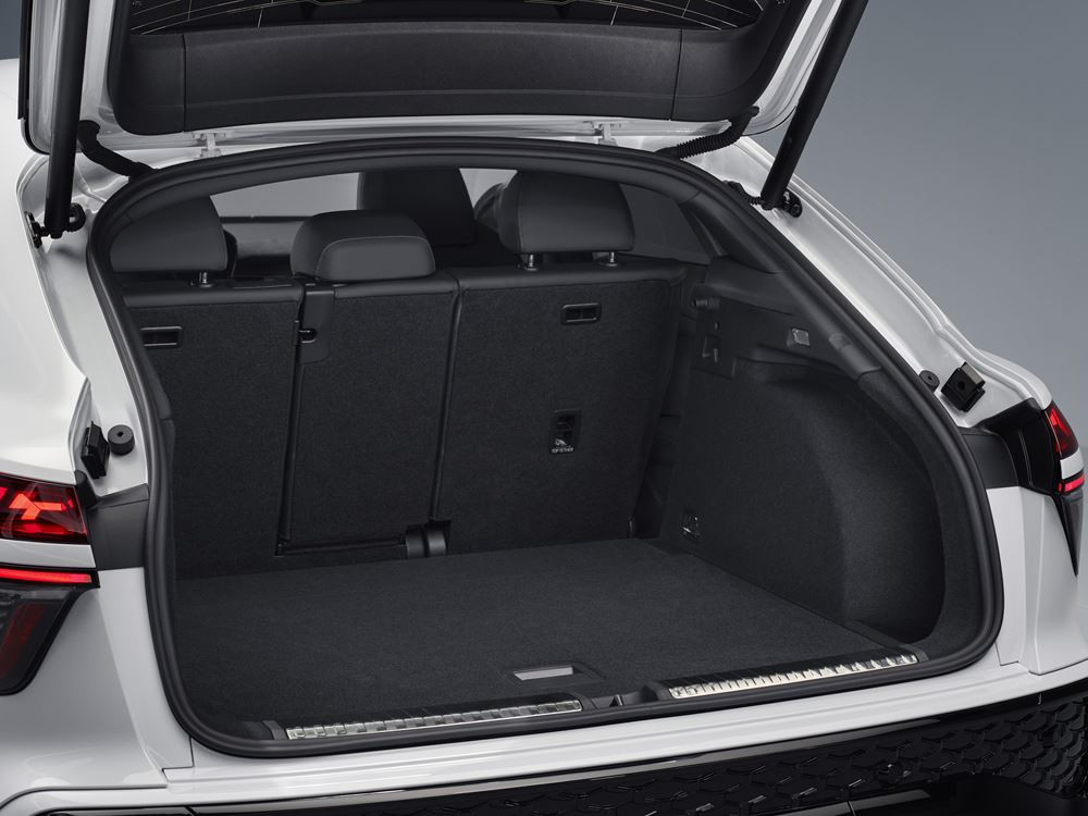La seconde génération de l'Audi Q3 Sportback revendique l'esthétique d'un coupé