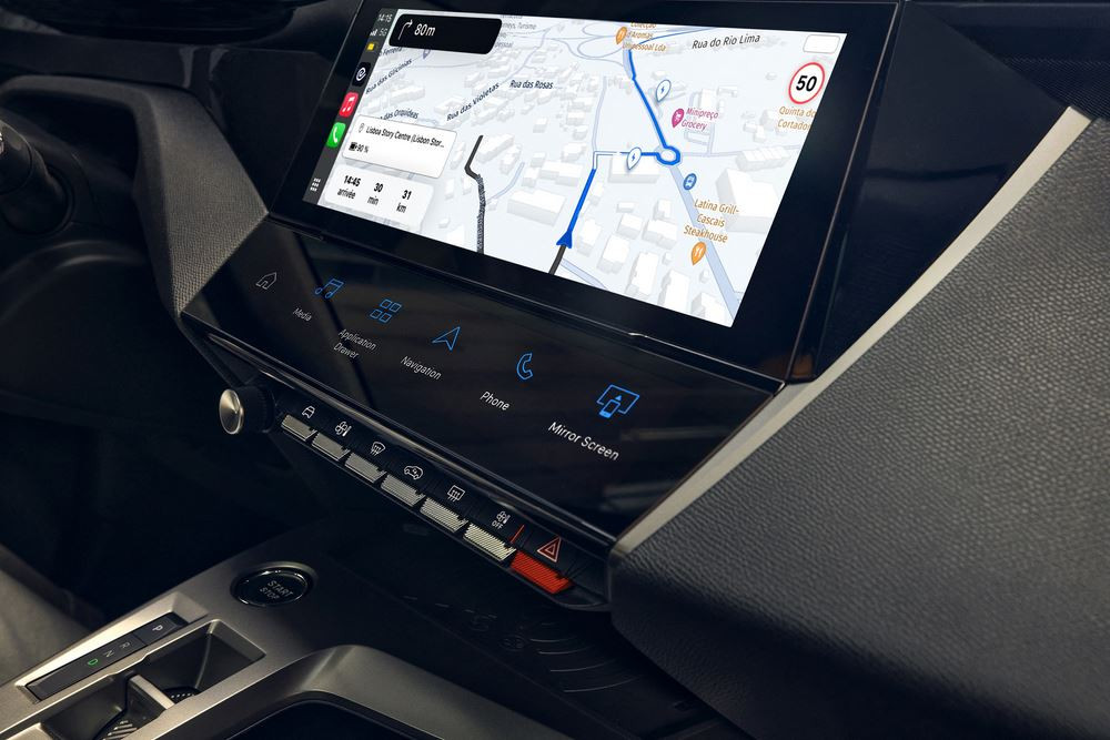 La Peugeot 308 bénéficie d'une nouvelle face avant illuminée