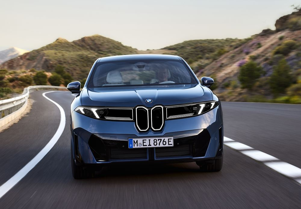 La BMW iX3 de nouvelle génération incarne l'ADN de la Neue Klasse dans le format d'un SAV