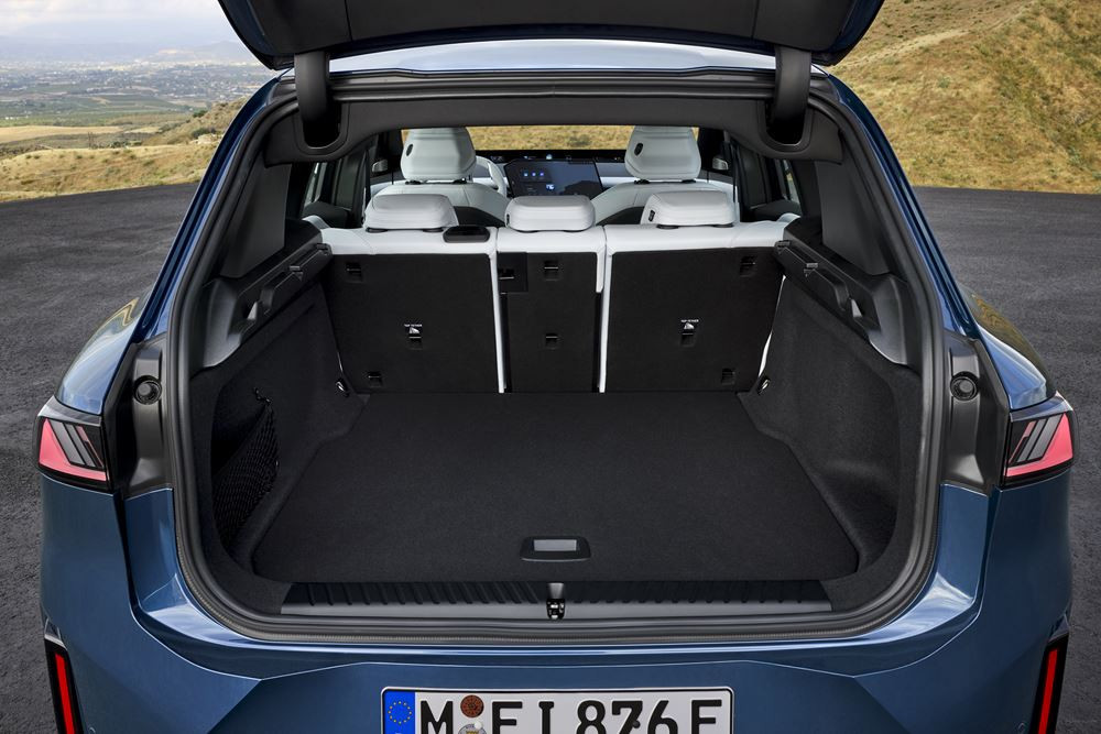 La BMW iX3 de nouvelle génération incarne l'ADN de la Neue Klasse dans le format d'un SAV
