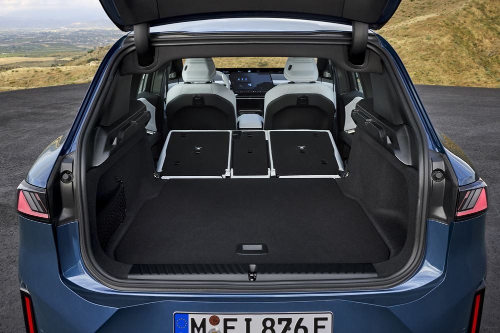 La BMW iX3 de nouvelle génération incarne l'ADN de la Neue Klasse dans le format d'un SAV