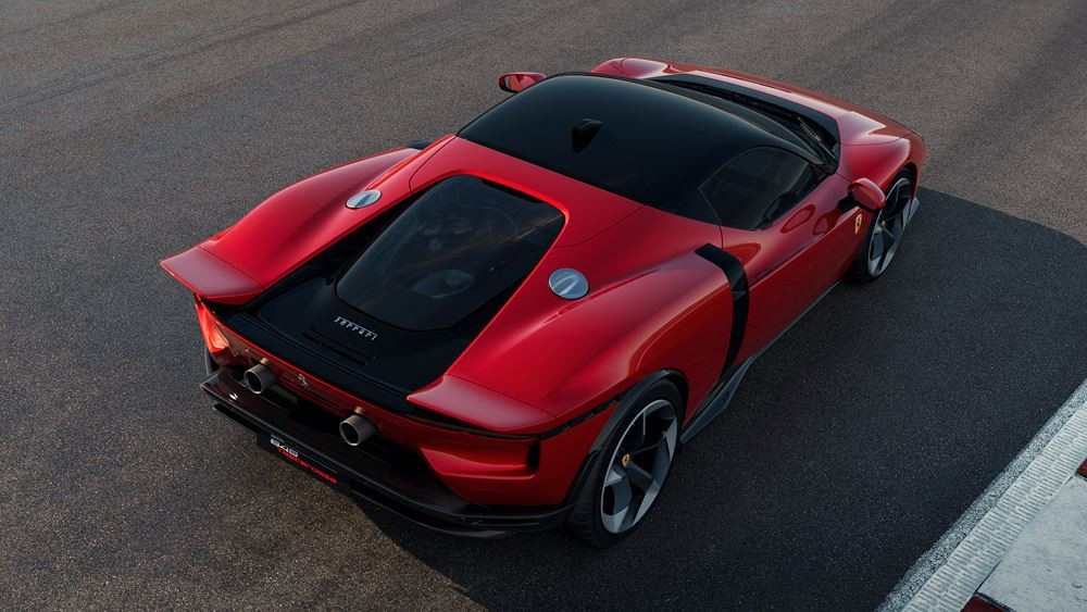 La berlinette hybride rechargeable à moteur V8 biturbo Ferrari 849 Testarossa développe 1050 ch