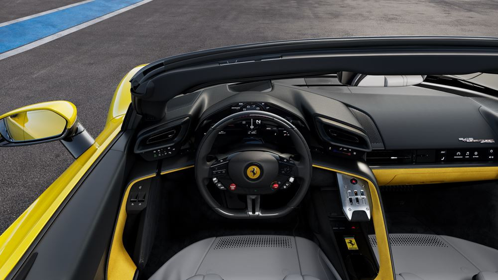 La Ferrari 849 Testarossa Spider hybride rechargeable à moteur V8 biturbo développe 1050 ch