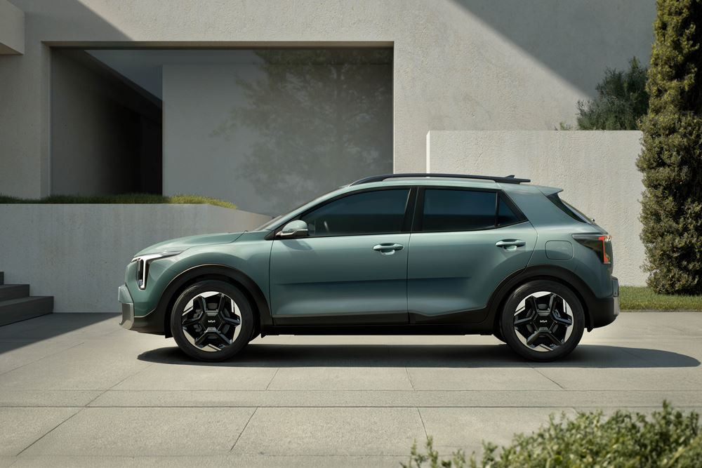Le crossover urbain Kia Stonic restylé affiche un look affirmé