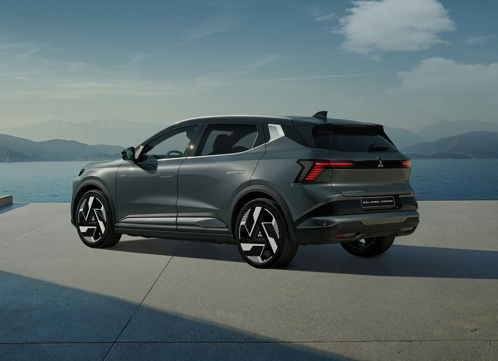 Le SUV compact électrique Mitsubishi Eclipse Cross offre une autonomie de plus de 600 km avec une batterie de 87 kWh