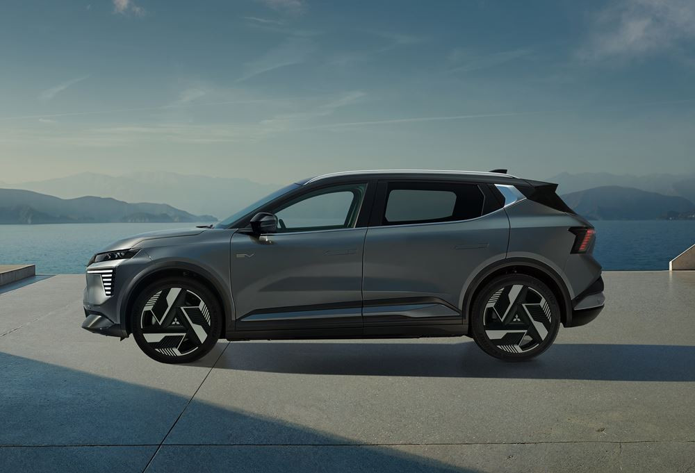 Le SUV compact électrique Mitsubishi Eclipse Cross offre une autonomie de plus de 600 km avec une batterie de 87 kWh