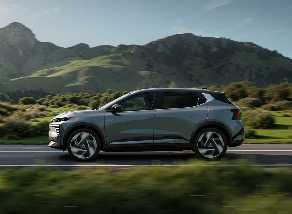 Le SUV compact électrique Mitsubishi Eclipse Cross offre une autonomie de plus de 600 km avec une batterie de 87 kWh