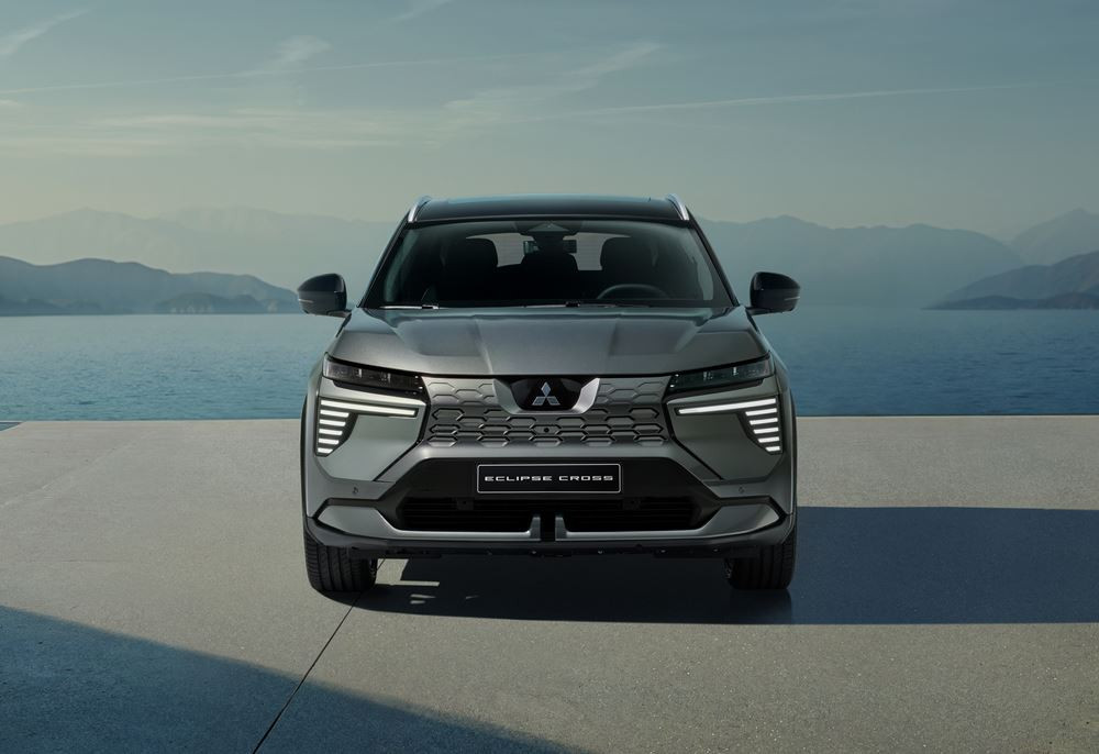 Le SUV compact électrique Mitsubishi Eclipse Cross offre une autonomie de plus de 600 km avec une batterie de 87 kWh