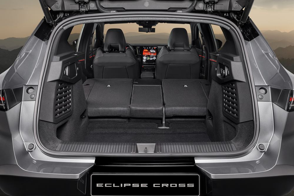 Le SUV compact électrique Mitsubishi Eclipse Cross offre une autonomie de plus de 600 km avec une batterie de 87 kWh