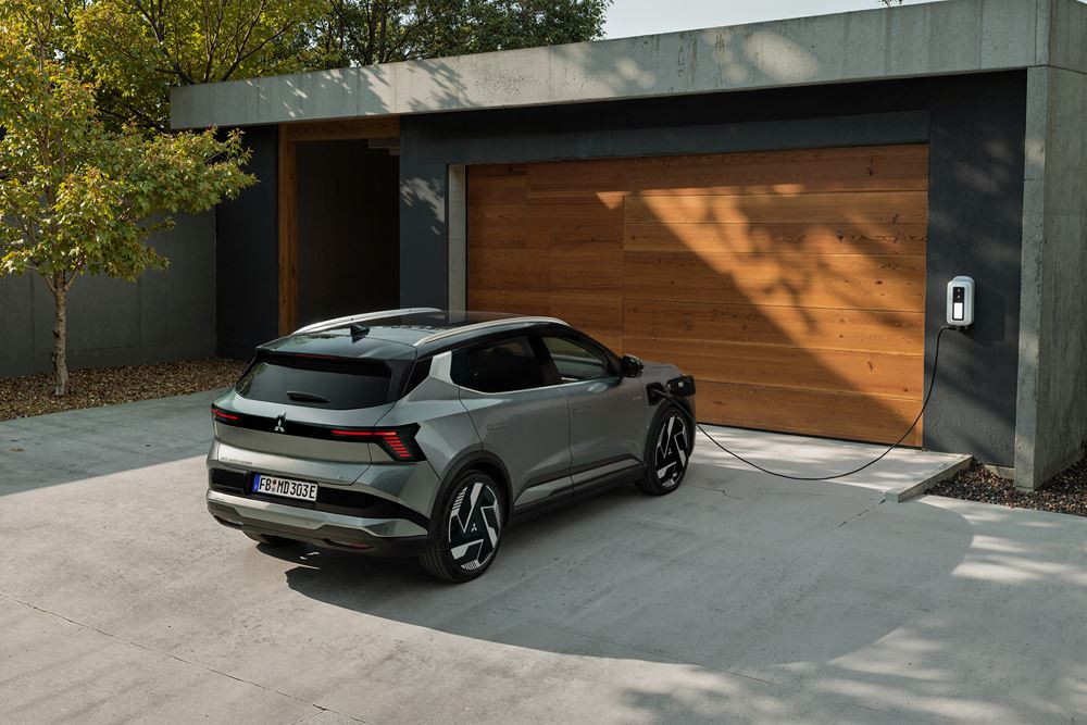 Le SUV compact électrique Mitsubishi Eclipse Cross offre une autonomie de plus de 600 km avec une batterie de 87 kWh