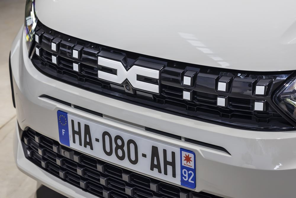 La Dacia Sandero s'offre une nouvelle calandre