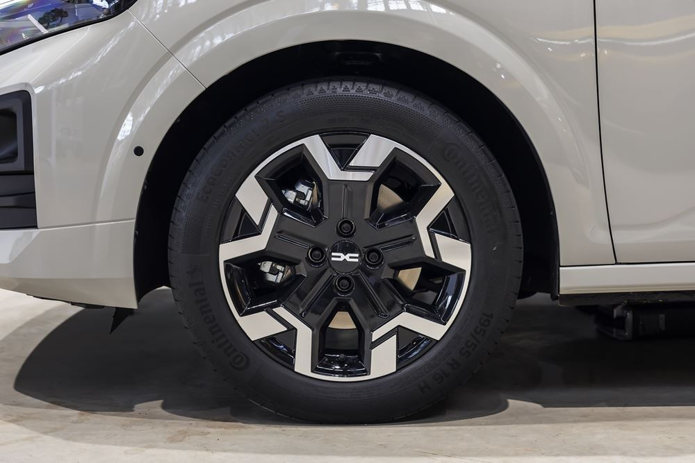La Dacia Sandero s'offre une nouvelle calandre