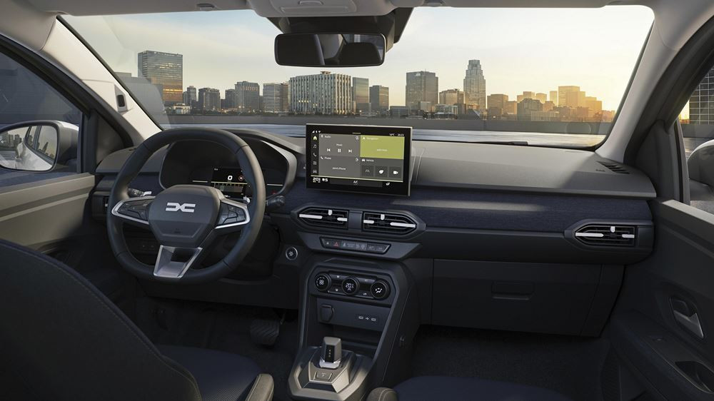 La petite berline à coffre séparé Dacia Logan s'offre une nouvelle calandre